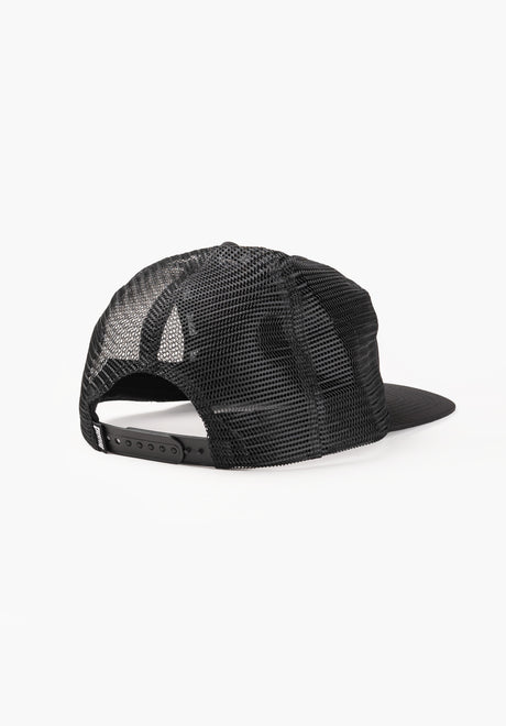 Haunted Sea Mesh Trucker Unstructured Snapback black Rueckenansicht