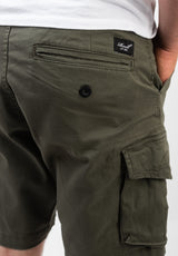 Niclas|1,80|32