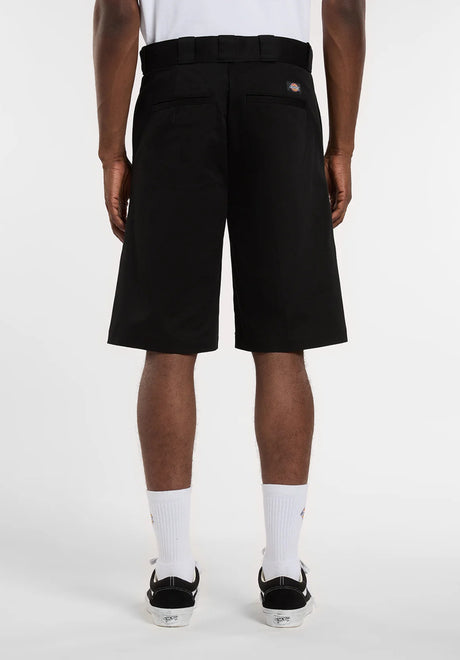 247 Shorts black Rueckenansicht