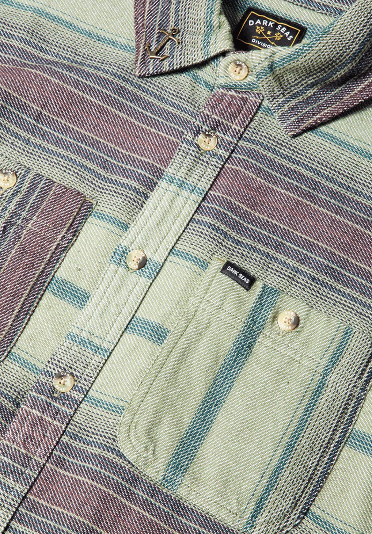 Summit brown-olive Closeup1