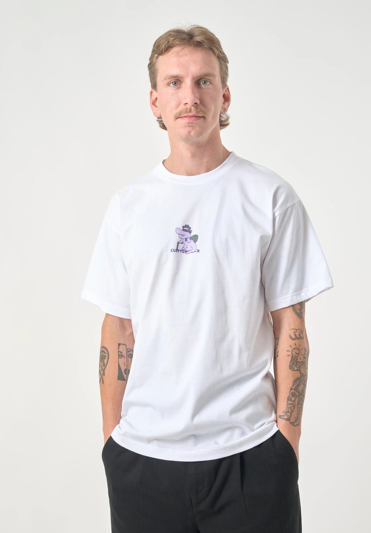 Old Thug white Vorderansicht