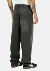 Baggy dirtygreen Rueckenansicht