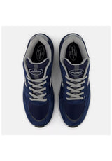 933 Andrew Reynolds WIDE navy-white Closeup1