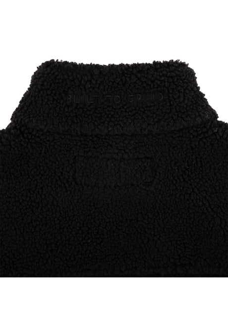 Built to Grind Sherpa black Closeup2