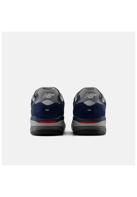 933 Andrew Reynolds WIDE navy-white Closeup2