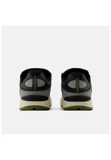 1010 Tiago Lemos seasalt-olive Closeup2