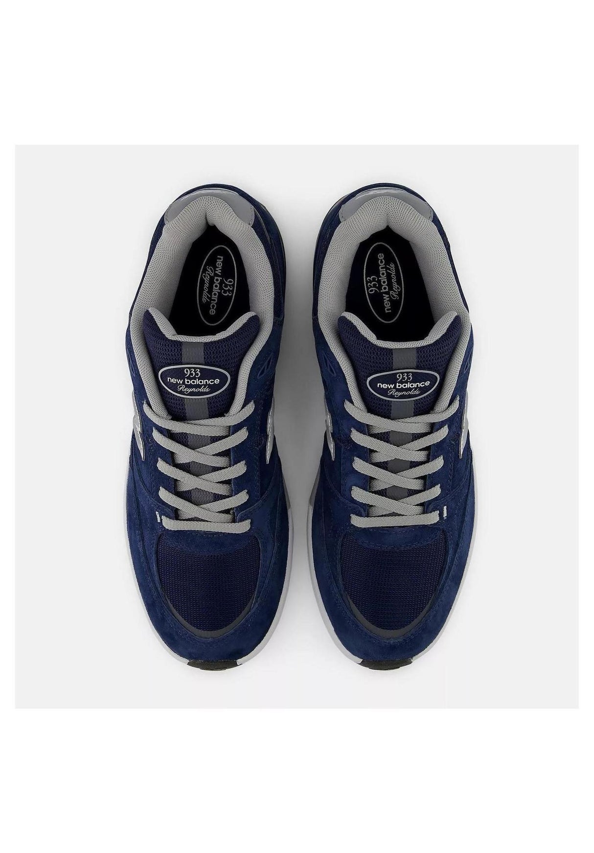 933 Andrew Reynolds navy-white Closeup2