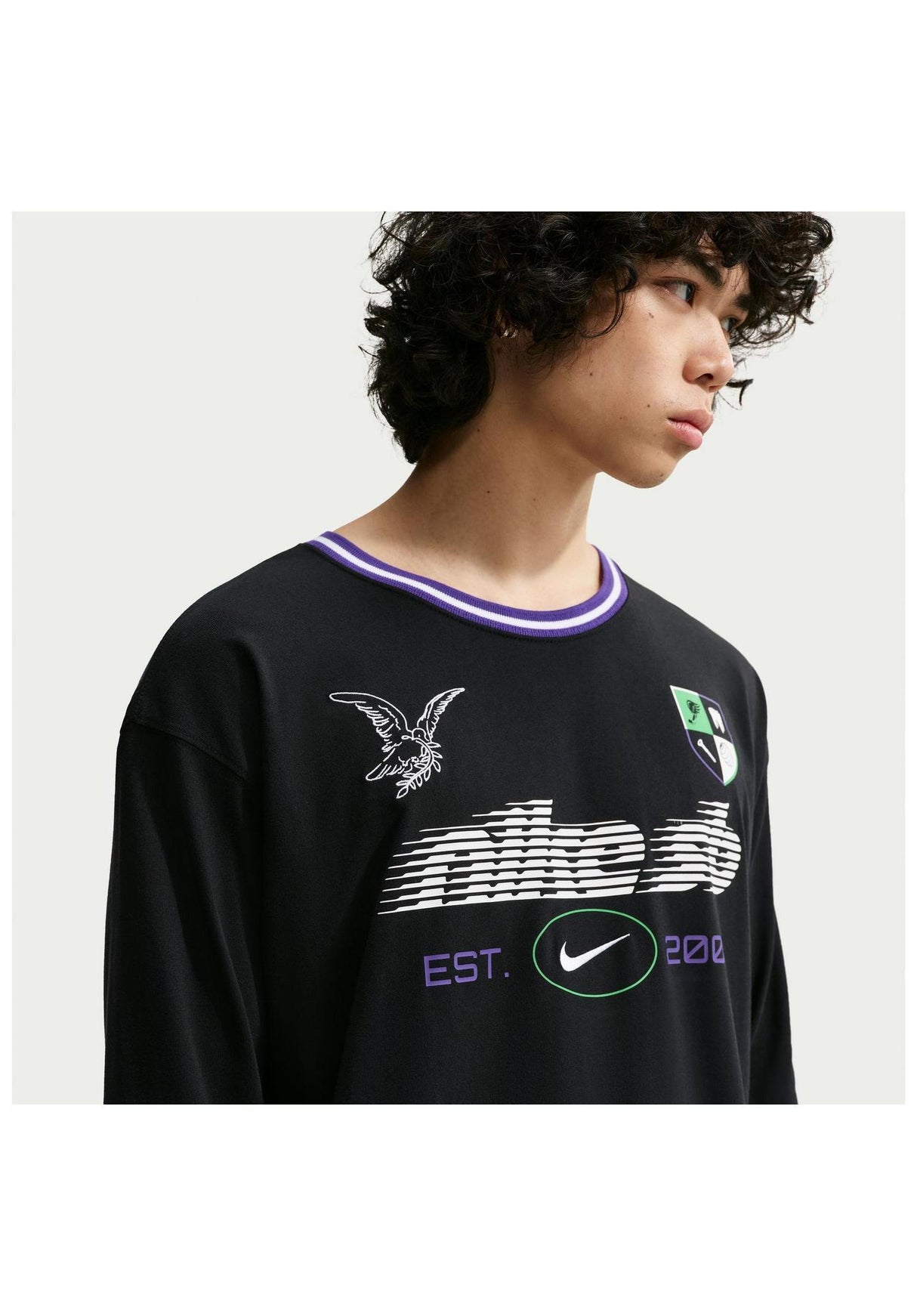 GFX MESH FTBL black Closeup1