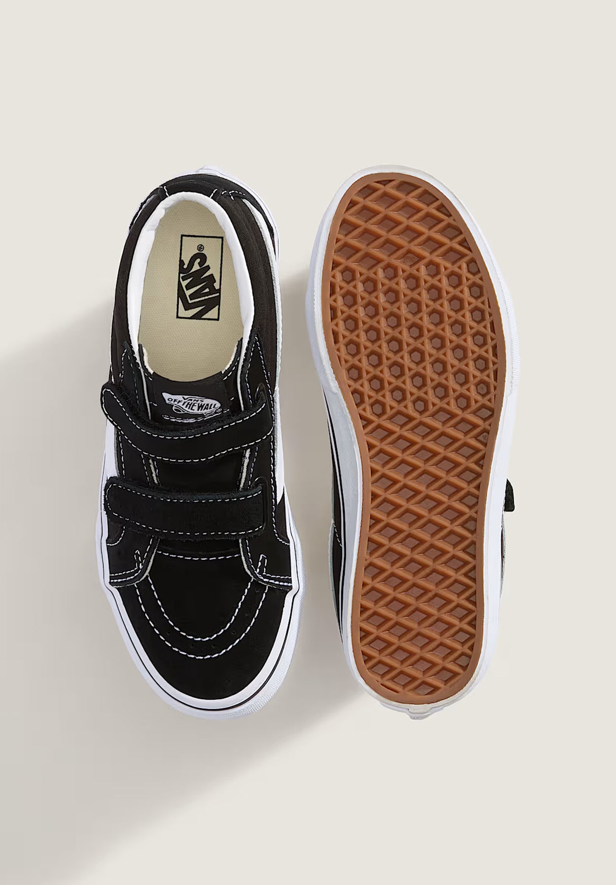 JN SK8-Mid Reissue V black-truewhite Closeup1