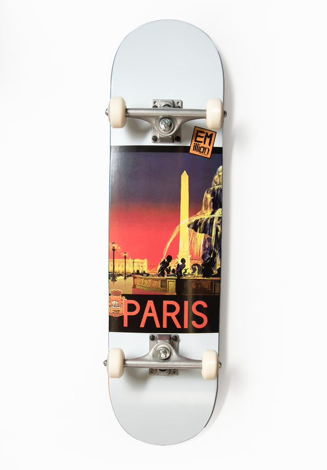Travel Paris Vorderansicht