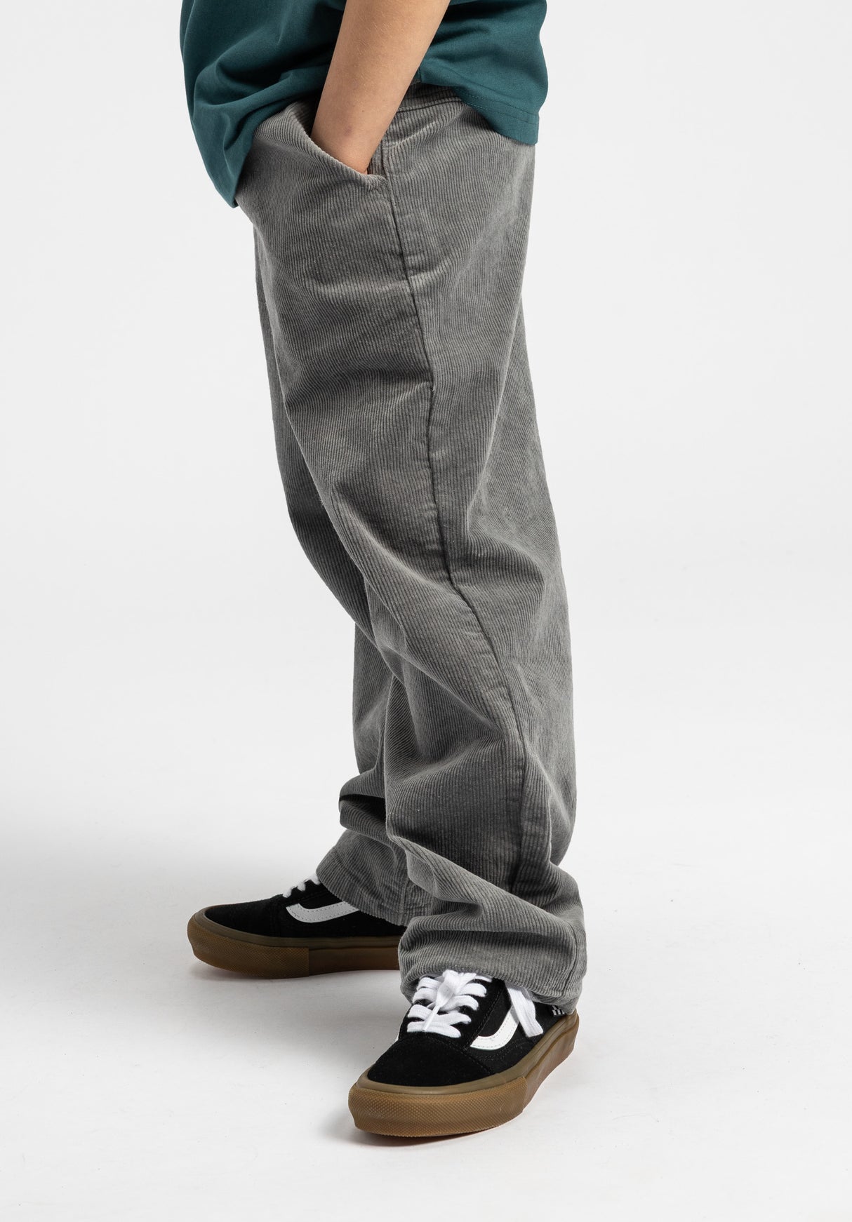 Surpa Kids darkgrey-cord Closeup1