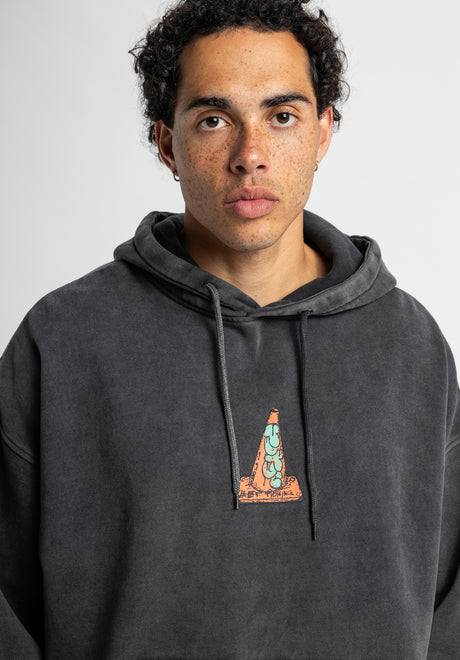 Pylone blackfaded Vorderansicht
