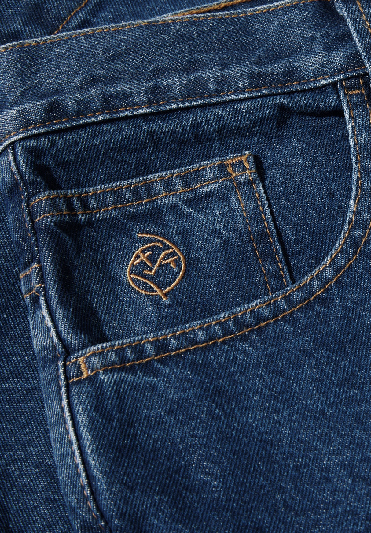 Big Boy darkblue Closeup1