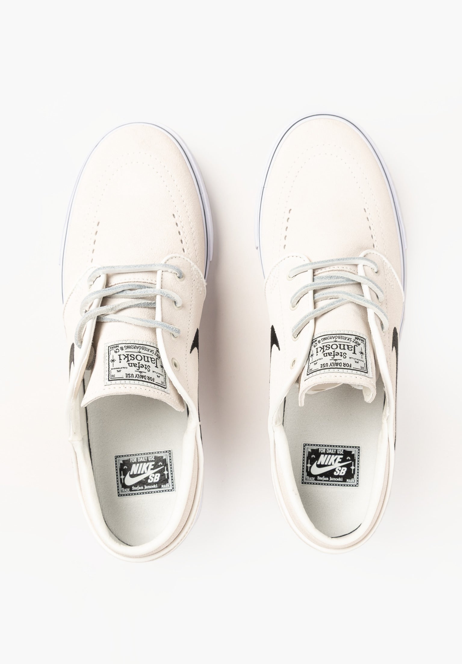nike sb white zoom janoski trainers