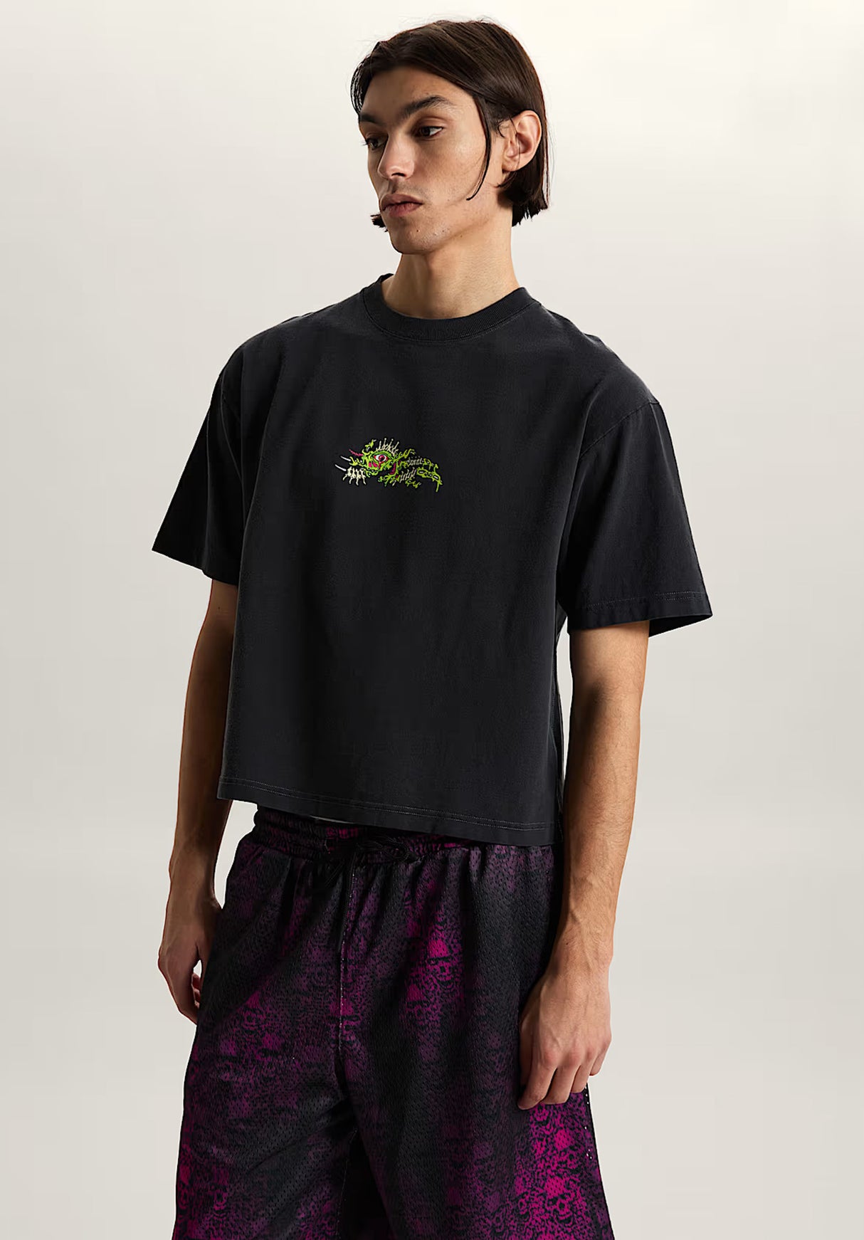 LX Wreckpack Claw Peace Short black Rueckenansicht