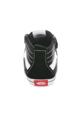 In Sk8-Hi Crib black-white Seitenansicht
