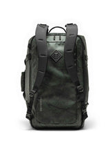 All Season Duffle 66 L pineneedle EQ camo Rueckenansicht