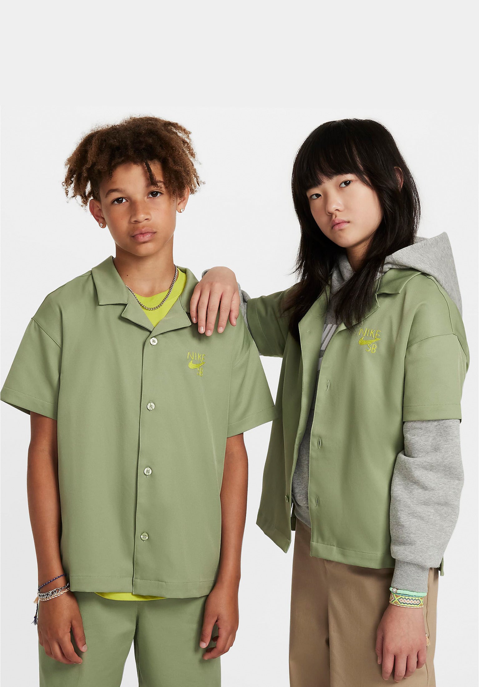 Bowling Nike SB Shirt-Shortsleeve in oilgreen for men – TITUS