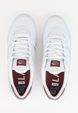 Cambridge white-burgundy Closeup2