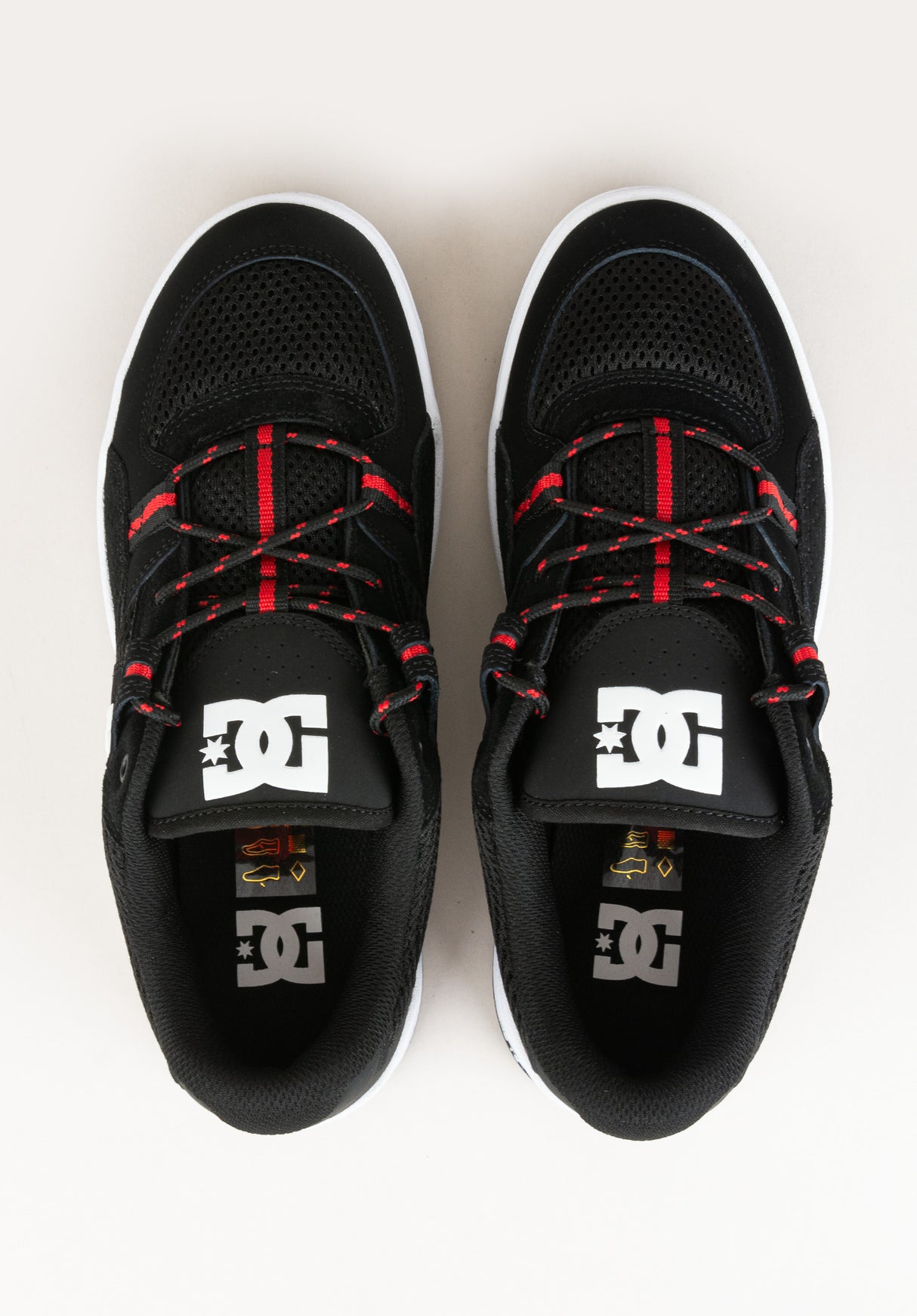 Construct black-hotcoral Closeup2