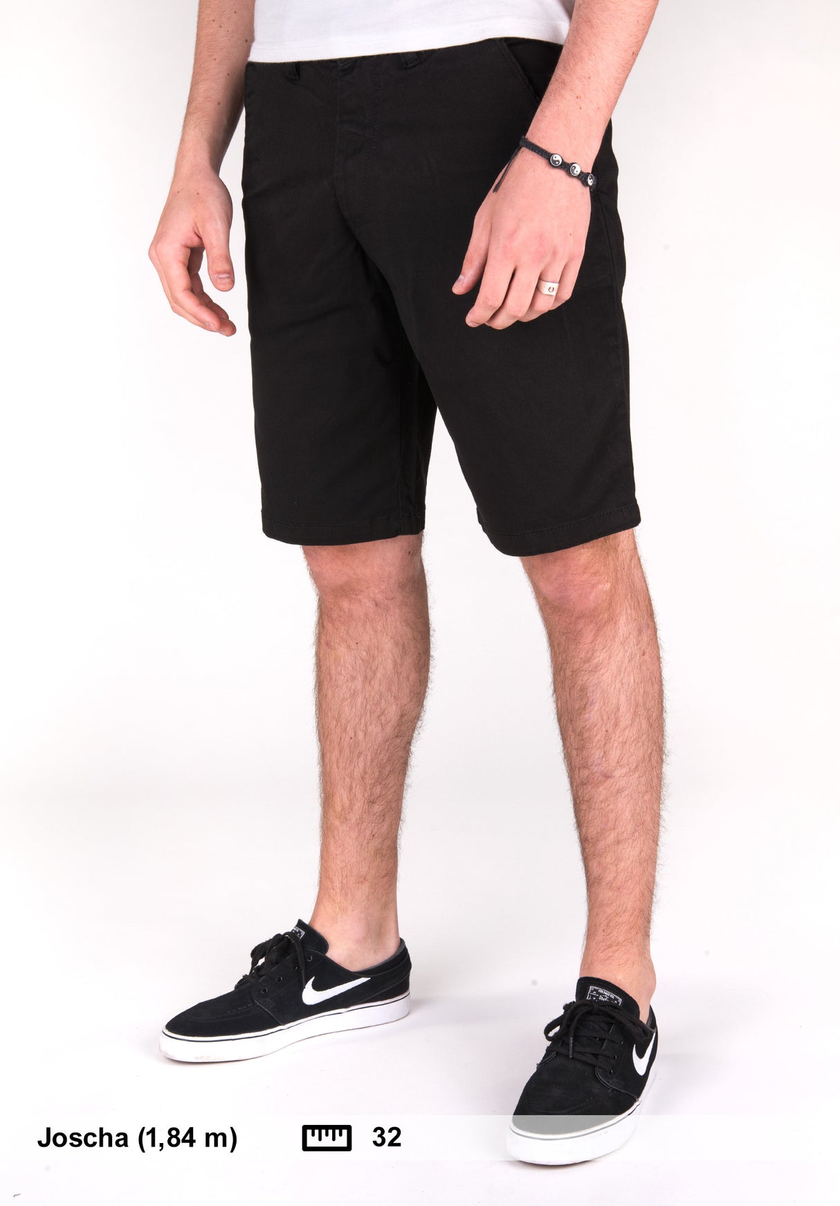 Flex Grip Chino Short black Vorderansicht
