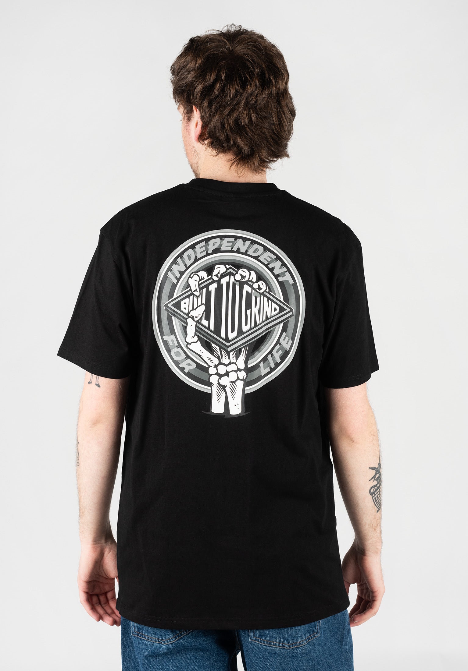 Clutch t shirt deals