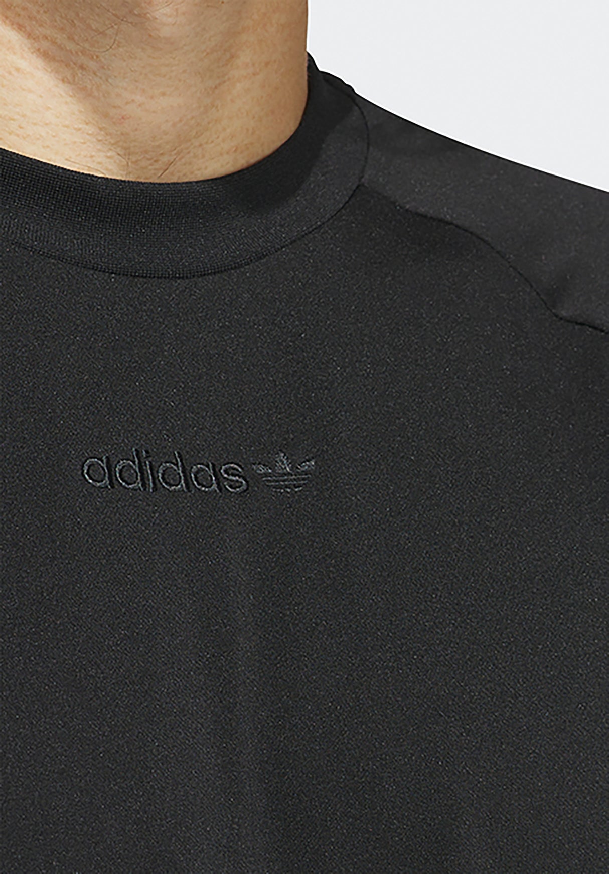 Jersey black-black Rueckenansicht
