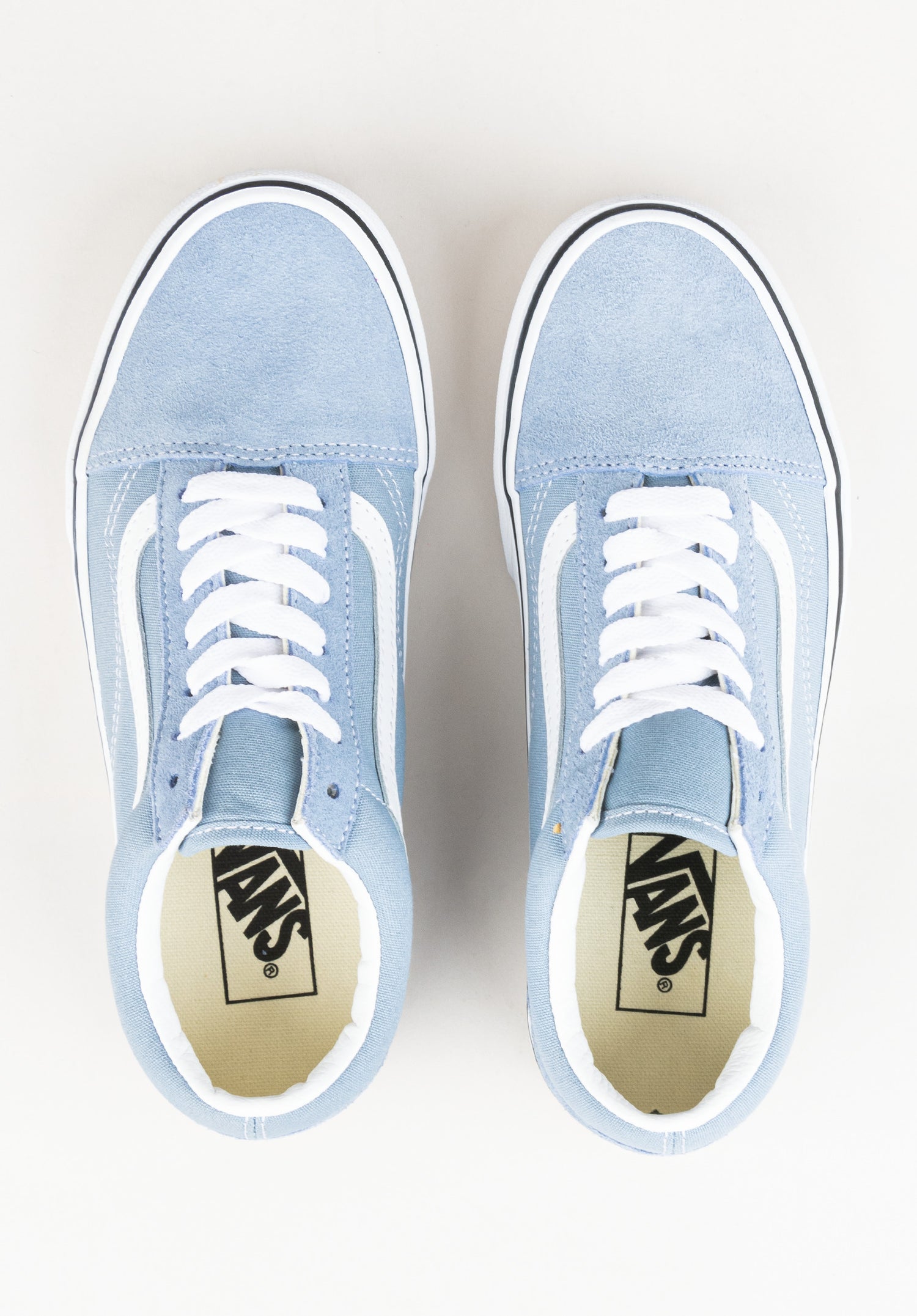 Old Skool colortheorydustyblue Closeup2 Zoom Image