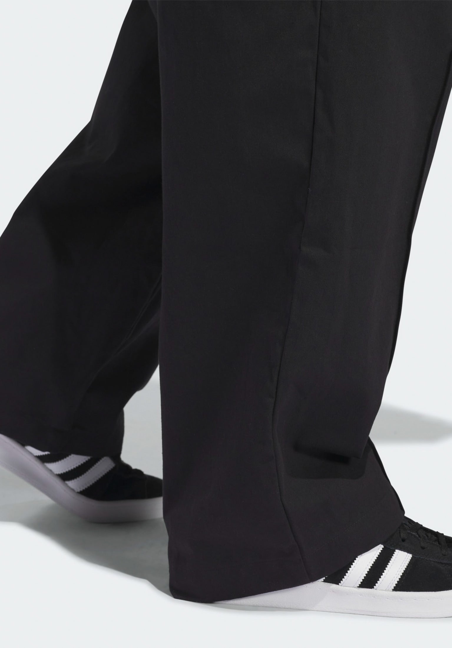 Pintuck adidas-skateboarding Chino- / Cloth pants in black for men
