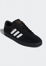 Puig Indoor coreblack-ftwrwhite-coreblack Vorderansicht