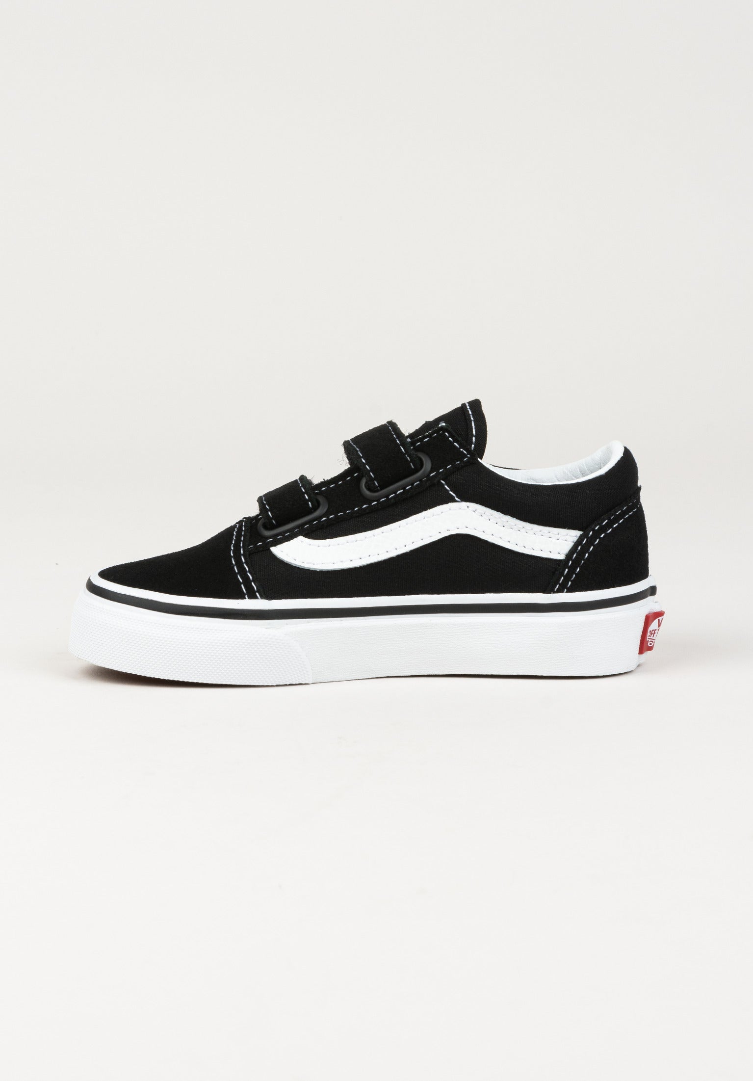 VANS★OLD SKOOL V★ベルクロ★SUEDE/CANVAS BLACK/TRUE WHITE Old Skool V Kids Vans Kids Shoes in black-truewhite for kids
