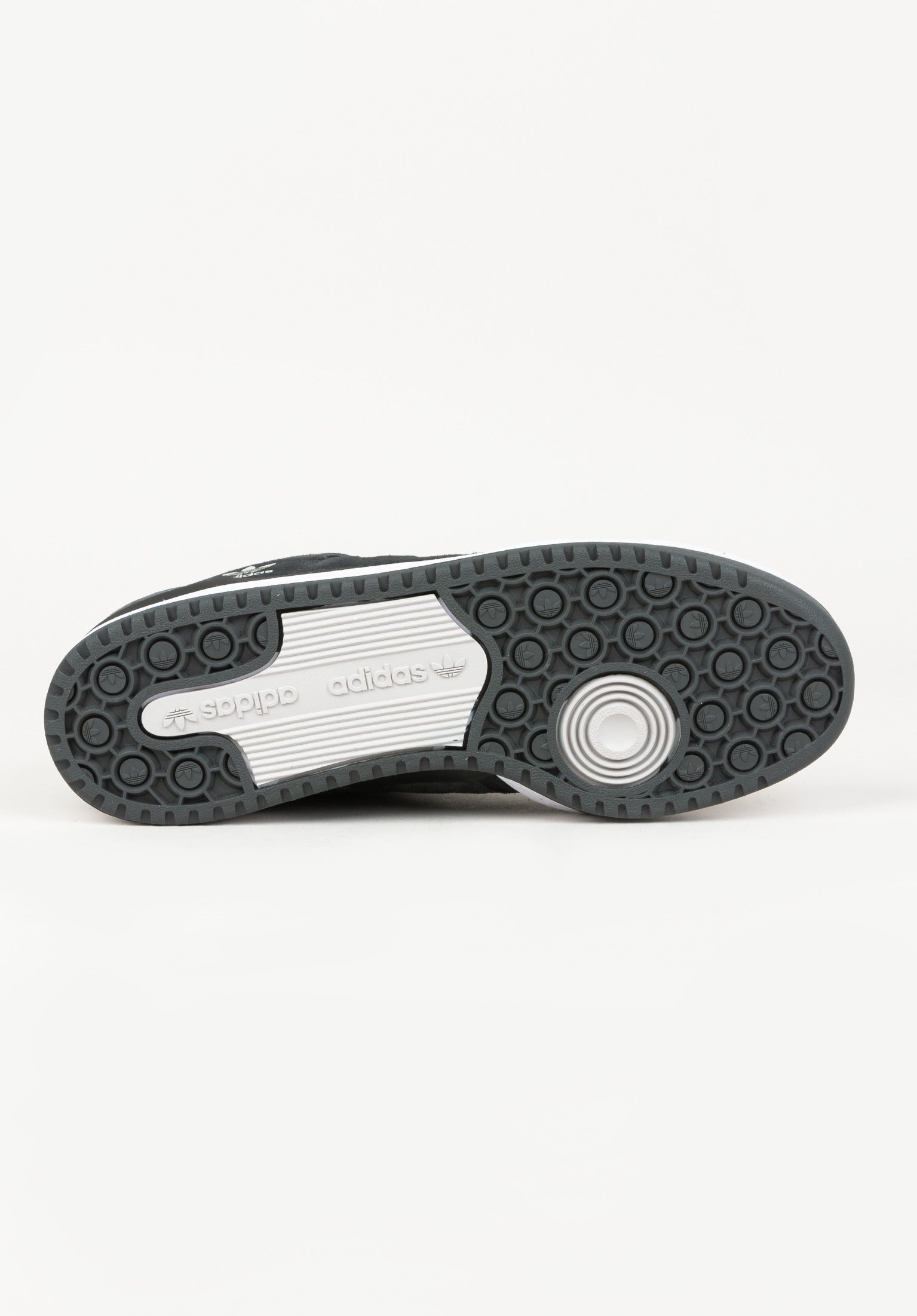 Forum 84 Low ADV adidas-skateboarding Mens Shoes in carbon