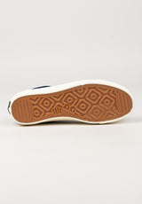VM003 Suede Low duoblue-white Close-Up1