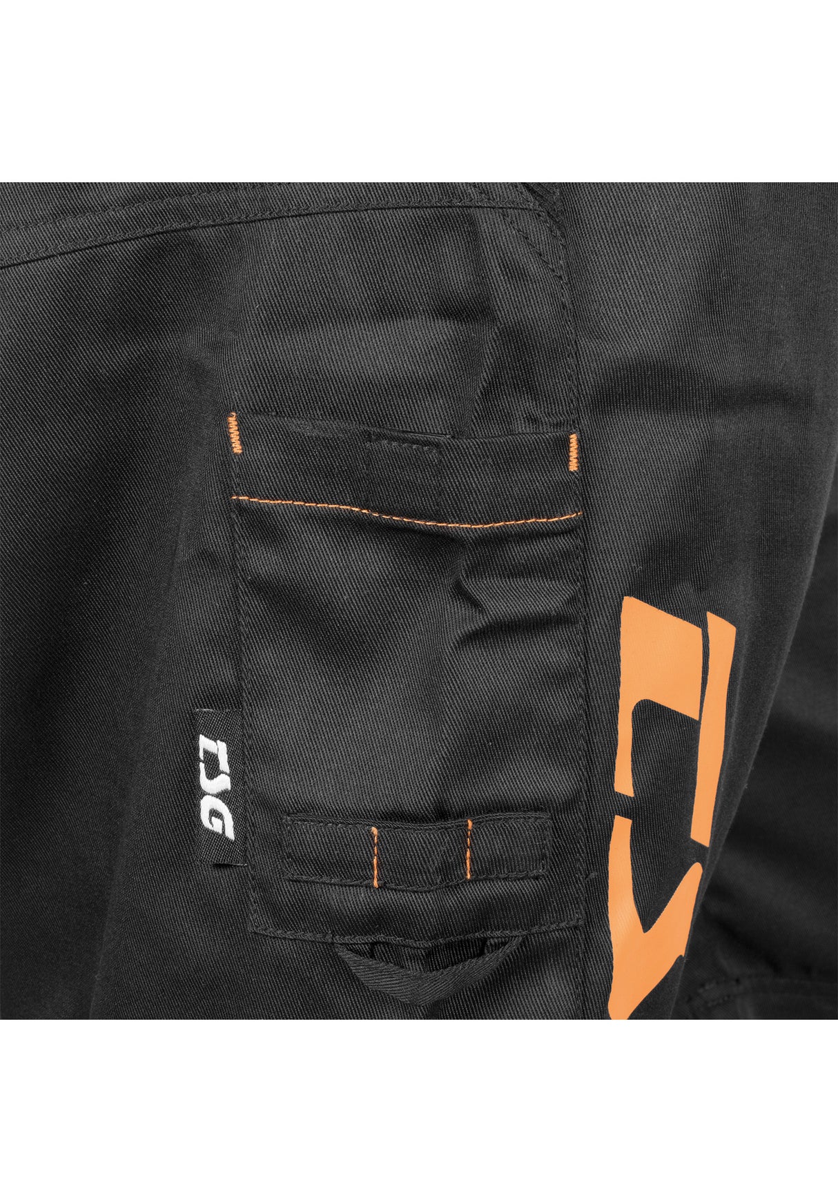 Worx Shorts black-orange Close-Up1