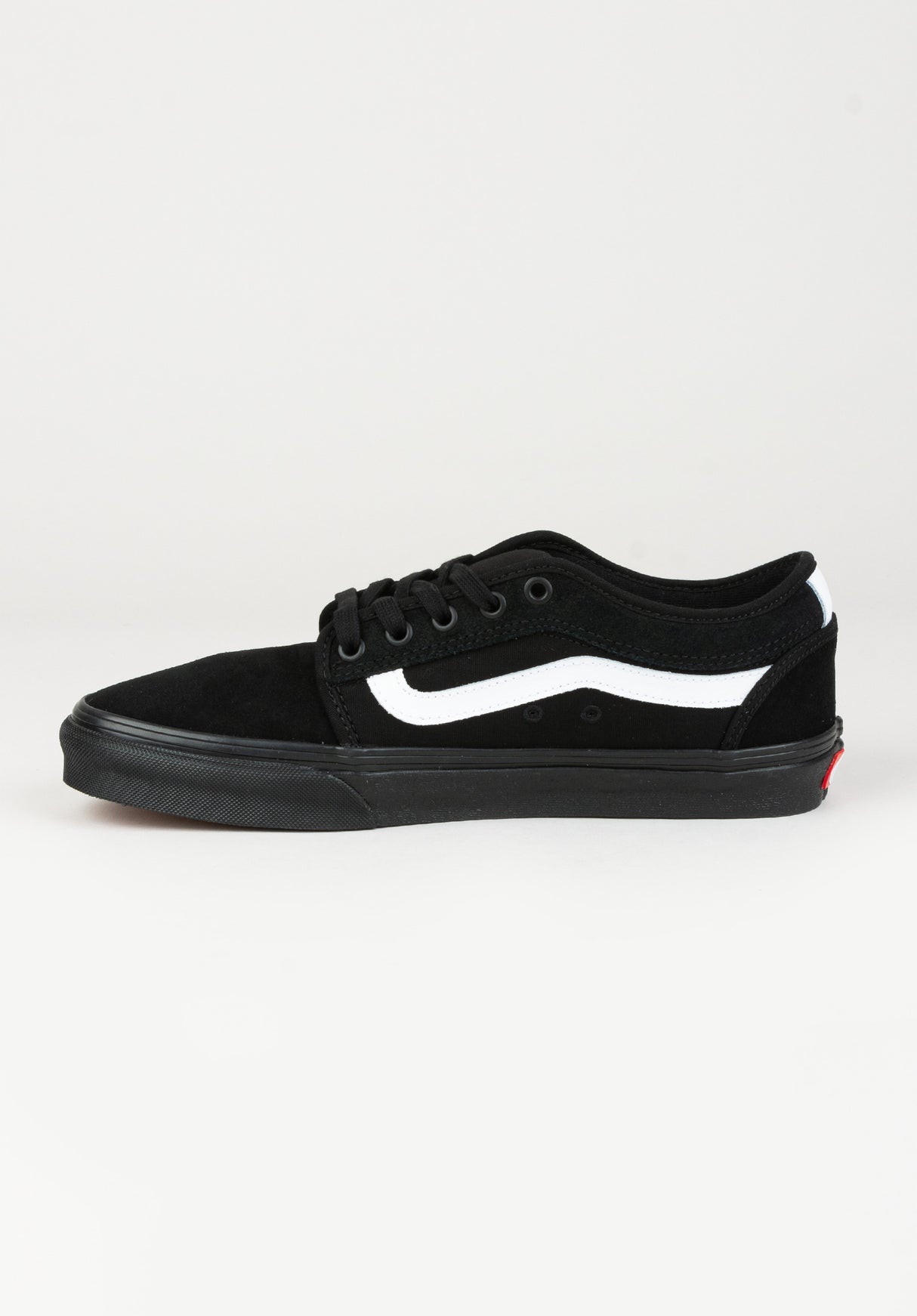 Chukka Low Sidestripe black-black-white Oberansicht