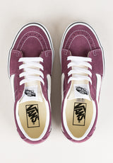 SK8-Low vacationcasualsplumwine Close-Up2