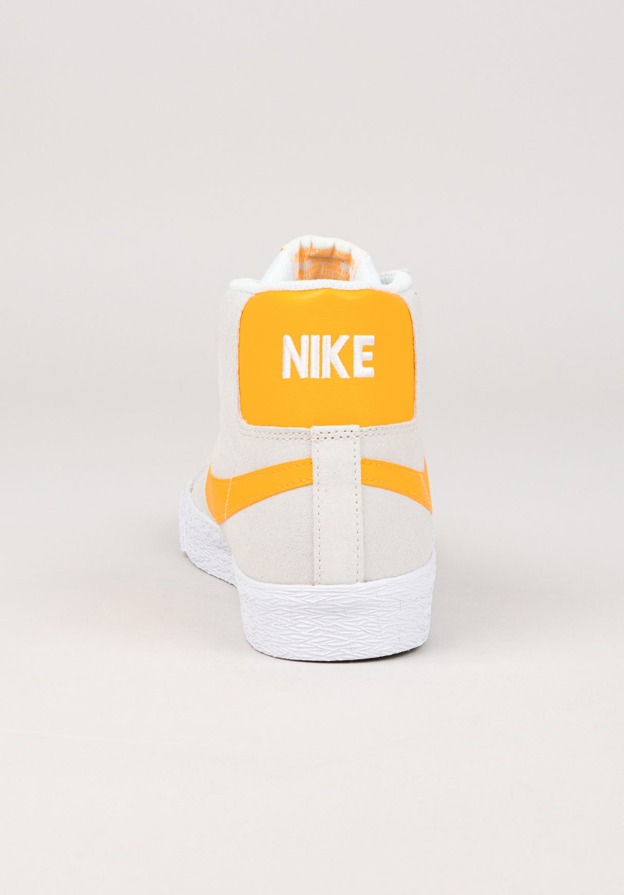 Zoom Blazer Mid summitwhite-laserorange-summitwhite Seitenansicht