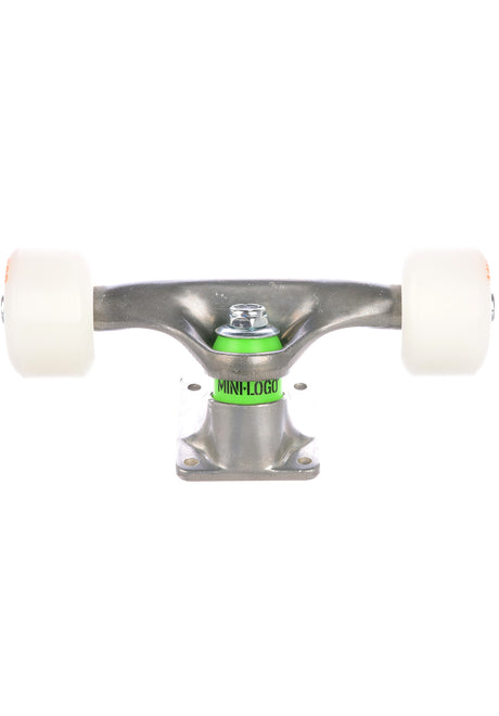 7.13 white A-Cut Wheels 90A Set of 2 raw Close-Up1