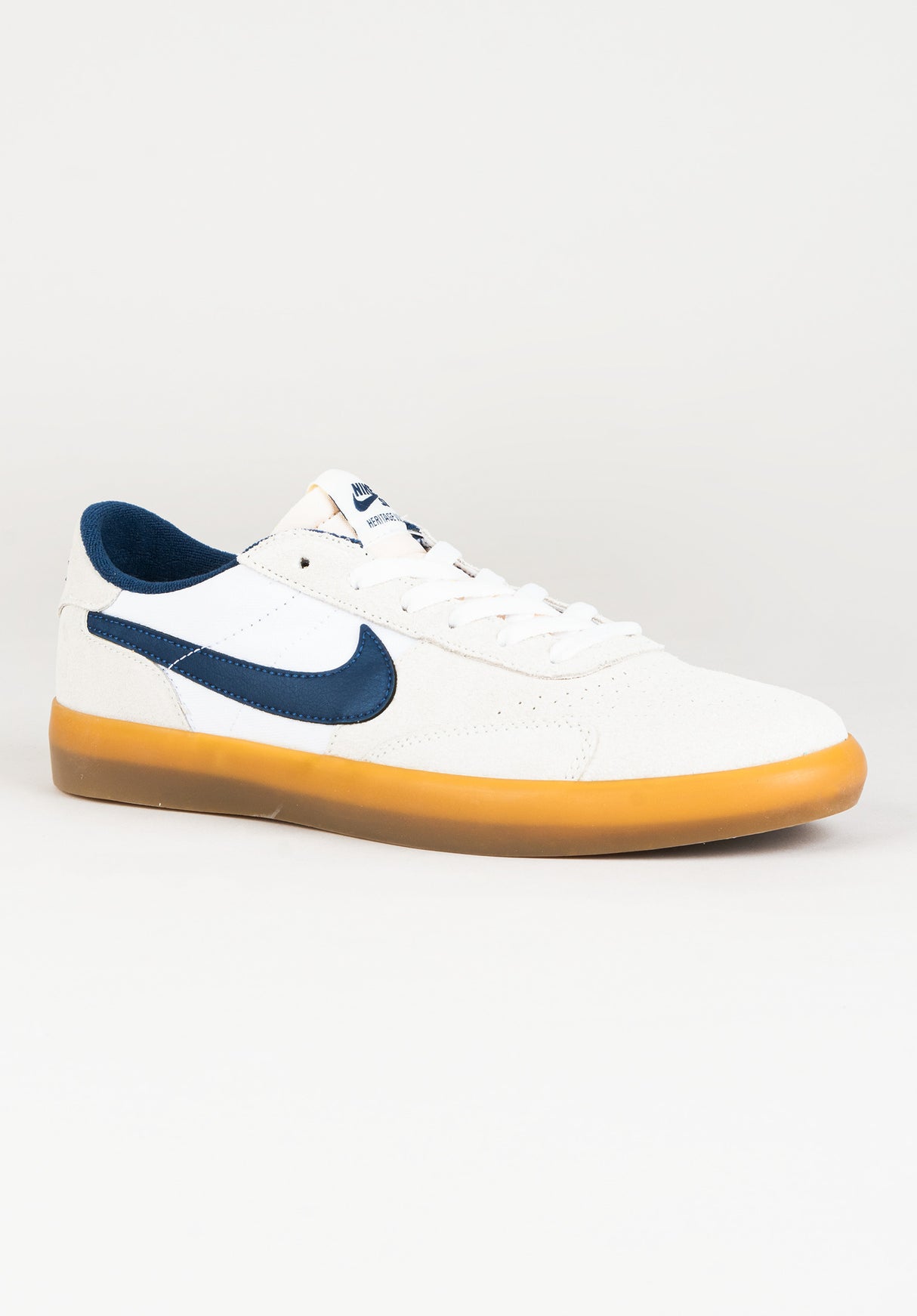 Heritage Vulc summitwhite-navy-white-gumlightbrown Vorderansicht