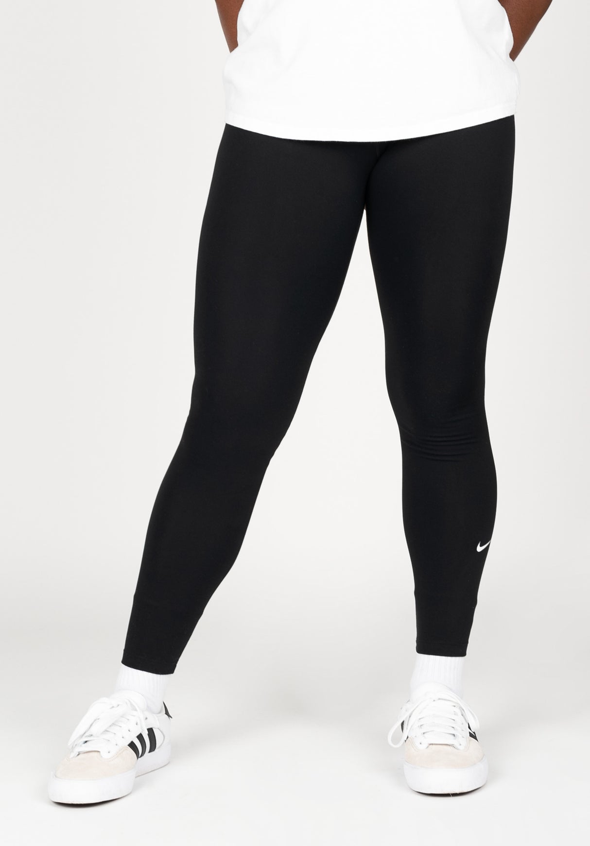 Nike One Nike SB Leggings in black-white for Women – TITUS