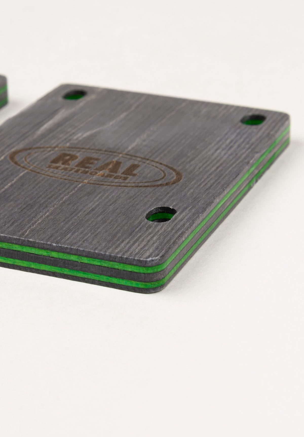 Maestro Riser 5-Ply 1/4'' Riser Real Riser-/Shockpad in green – TITUS