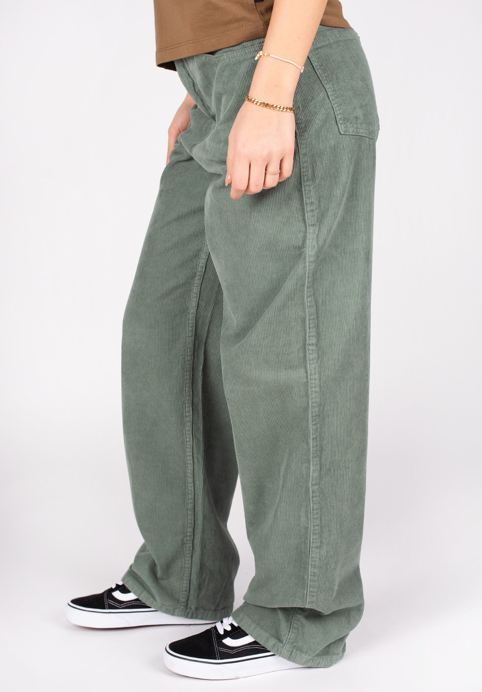 Heritage Cord RVCA Corduroy Pant in spinach for women – TITUS