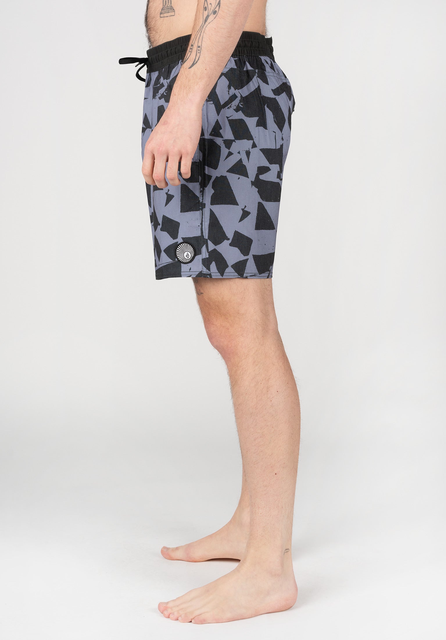 人気ブラドン Stoney Trunk 17 Volcom Boardshorts in violetdust for men – TITUS スキー・スノーボードアクセサリー