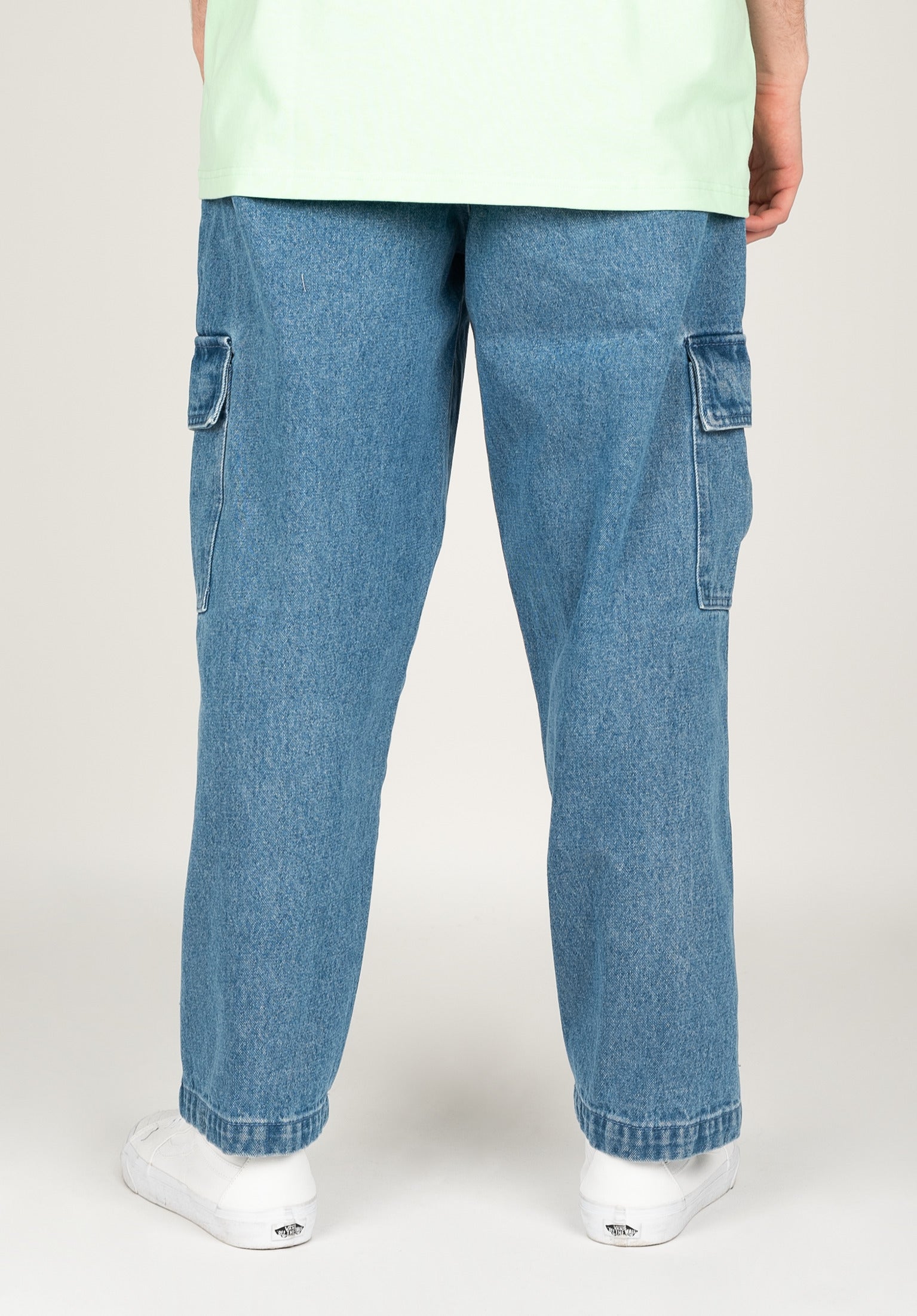 【YOURNUS】Belti Strap Cargo Denim Bigwig Cargo Denim OBEY Jeans in lightindigo for men – TITUS