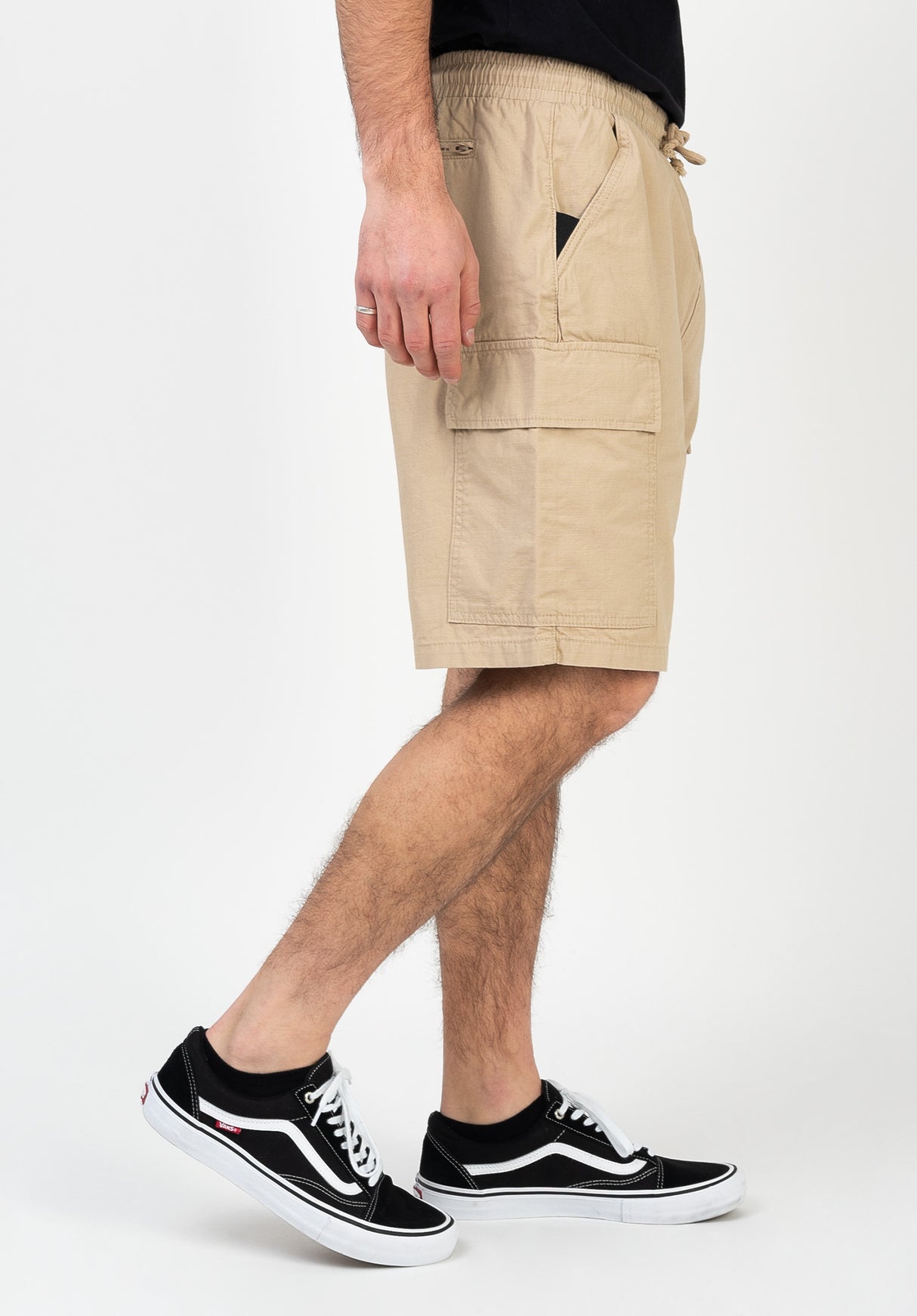 Leonard|1,82|L