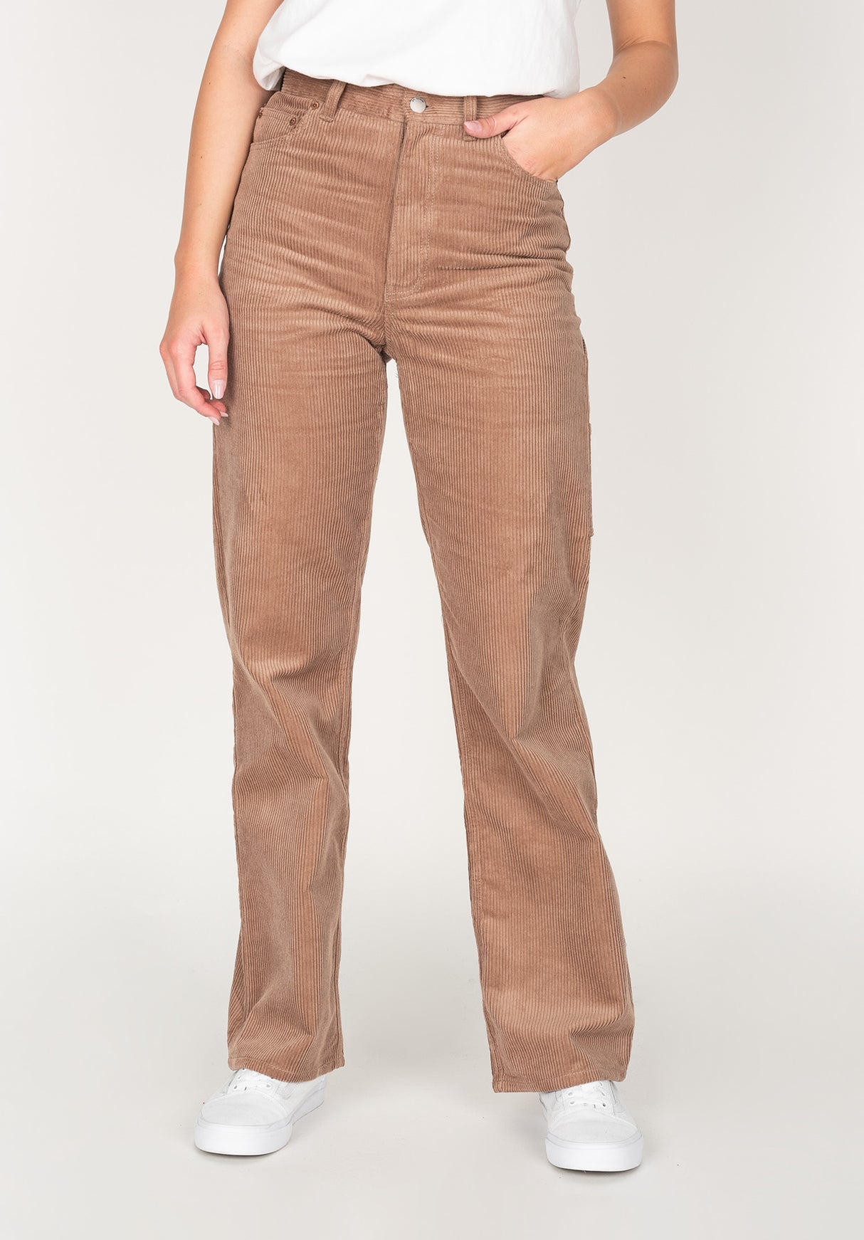 Jana|1,74|27*32