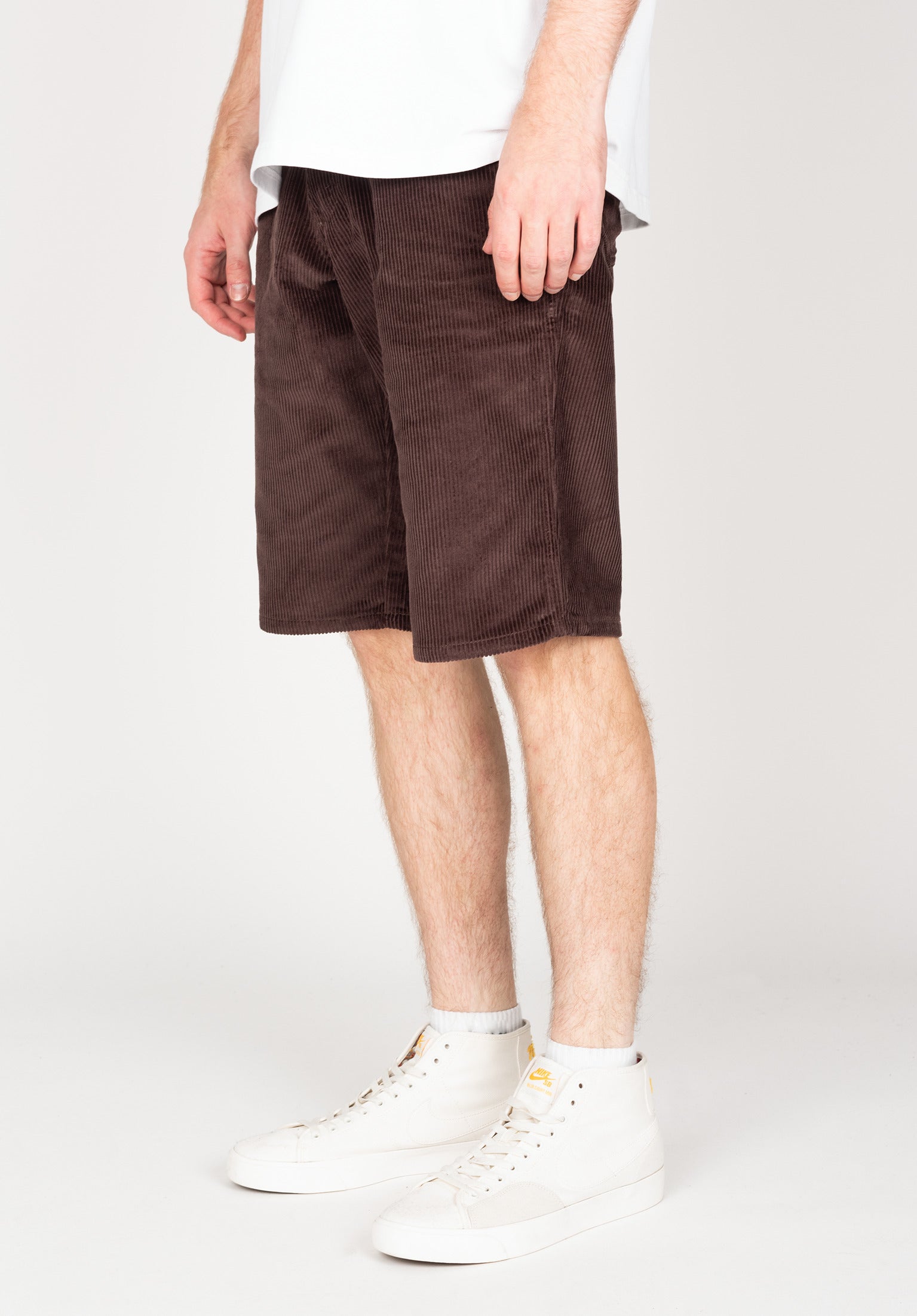 Jake Hayes Corduroy Dickies Chino-Short in chocolatebrown for men