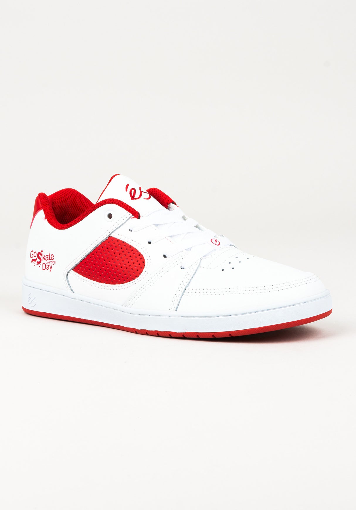 Accel Slim x Go Skateboarding Day éS Mens Shoes in white-red for Men – TITUS