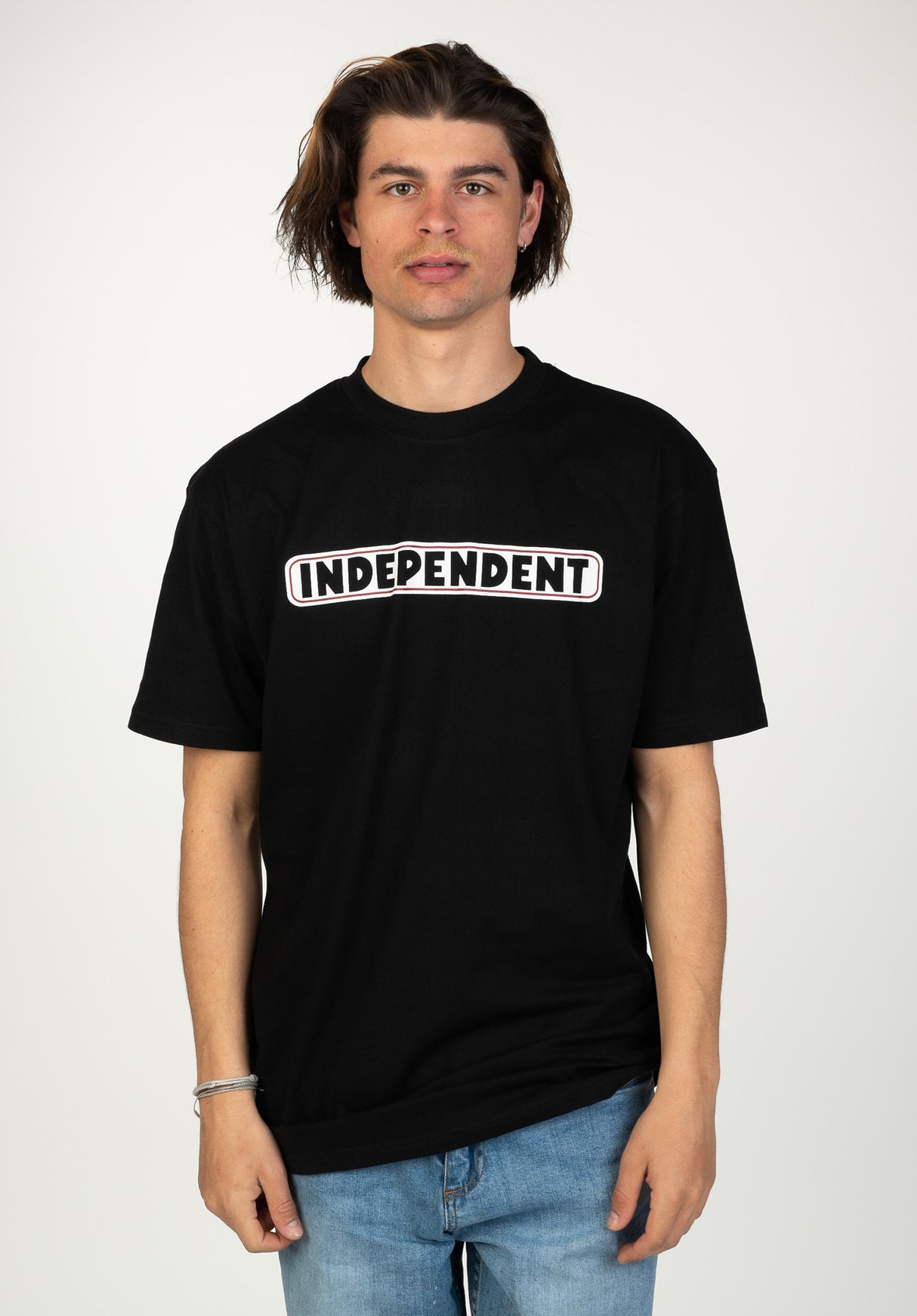 Bar Logo Independent T-shirt in black per uomini – TITUS