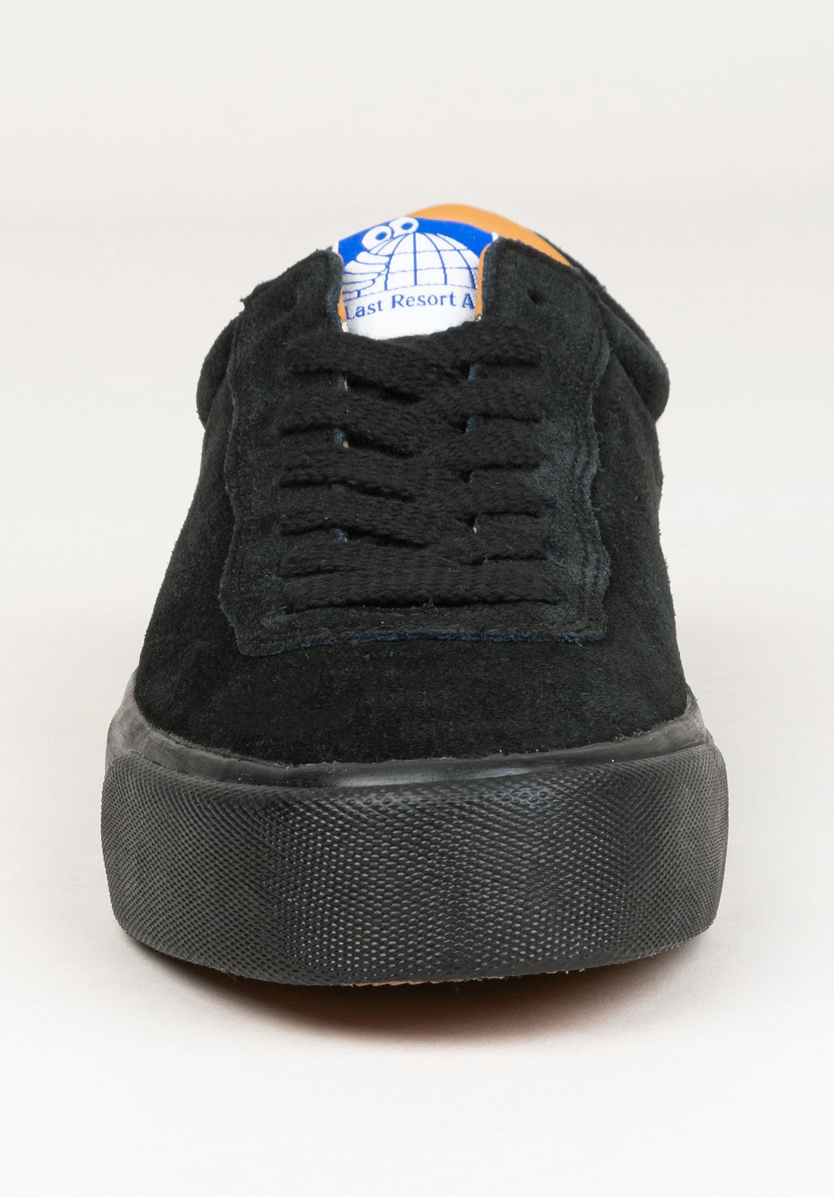 VM001 Suede Low black-black Rückenansicht